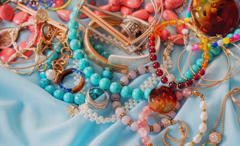  Bijoux fantaisie haut de gamme : comment repérer la qualité ?